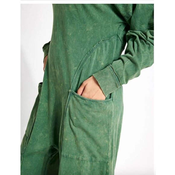🆕 Free People Movement Hot Shot Runner Jumpsuit In Smoked Pine Green Medium - Picture 3 of 12